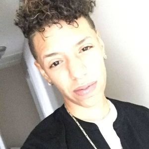 Meet your Posher, Aisha